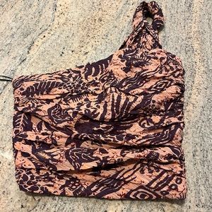 NEW WITH TAGS Zara printed one strap crinkle top - size XS